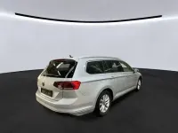 Gebraucht VW Passat Business 150 PS (110 kW) 2023 Scale silver metallic Kombi