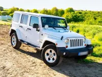 Gebraucht Jeep Wrangler Unlimited Sahara 200 PS (147 kW) 2013 Weiß SUV