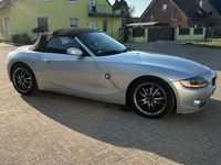 Gebraucht BMW Z4 192 PS (141 kW) 2003 Silber Cabrio