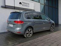 Gebraucht VW Touran Comfortline 150 PS (110 kW) 2024 Delfingrau Van / Kleinbus