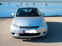 Gebraucht Daihatsu Sirion 69 PS (50 kW) 2011 Grau Kleinwagen