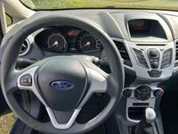 Gebraucht Ford Fiesta Trend 82 PS (60 kW) 2010 Blau Kleinwagen