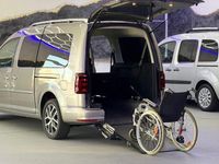 Gebraucht VW Caddy Highline 131 PS (96 kW) 2017 Grau Van / Kleinbus