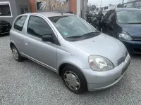 Gebraucht Toyota Yaris Sol 68 PS (50 kW) 2001 Silber Limousine