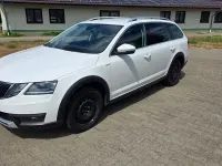 Gebraucht Skoda Octavia Scout 4x4 184 PS (135 kW) 2019 Weiß Kombi