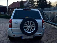 Gebraucht Suzuki Grand Vitara 129 PS (94 kW) 2011 Silber SUV