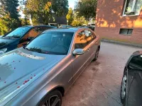 Gebraucht Mercedes E270 177 PS (130 kW) 2003 Silber Limousine