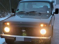 Gebraucht Lada niva 84 PS (61 kW) 2009 Grün SUV