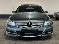 Gebraucht Mercedes C250 204 PS (150 kW) 2011 Grau Kombi