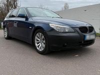 Gebraucht BMW 525 177 PS (130 kW) 2004 Blau Kombi