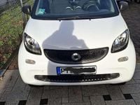 Gebraucht Smart ForTwo Coupé 61 PS (44 kW) 2017 Weiß Coupé