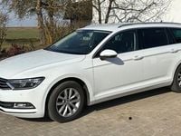 Gebraucht VW Passat Comfortline 150 PS (110 kW) 2015 Weiß Kombi