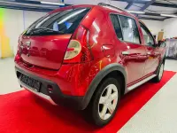 Gebraucht Dacia Sandero Stepway 84 PS (61 kW) 2011 Rot SUV