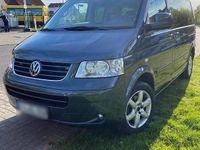 Usata VW Multivan 2008 Grigio Monovolume