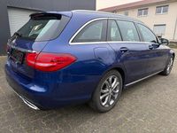 Gebraucht Mercedes C300e 204 PS (150 kW) 2016 Blau Kombi