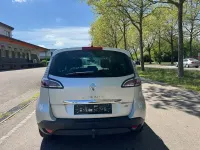 Gebraucht Renault Scénic III Bose Edition 131 PS (96 kW) 2016 Grau Van / Kleinbus