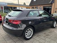 Gebraucht Audi A3 Attraction 122 PS (89 kW) 2014 Braun Kombi