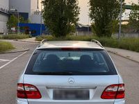 Gebraucht Mercedes E280 190 PS (139 kW) 2005 Grau Kombi