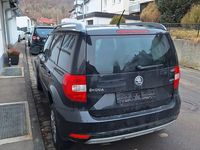 Gebraucht Skoda Yeti Active 110 PS (80 kW) 2016 Schwarz SUV