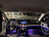 Gebraucht Mercedes E220 194 PS (142 kW) 2020 Silber Kombi