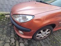 Gebraucht Peugeot 206 105 PS (77 kW) 2001 Kleinwagen