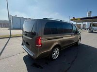 Gebraucht Mercedes V250 190 PS (139 kW) 2016 Braun Van / Kleinbus