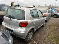 Gebraucht Toyota Yaris Sol 65 PS (47 kW) 2005 Silber Limousine