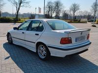 Gebraucht BMW 318 Performance 116 PS (85 kW) 1993 Weiß Limousine