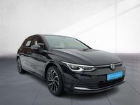 Gebraucht VW Golf VII Style 150 PS (110 kW) 2021 Deep black perleffekt Kleinwagen