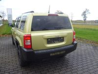 Gebraucht Jeep Patriot 170 PS (125 kW) 2012 Gold SUV