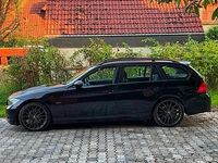 Gebraucht BMW 318 121 PS (88 kW) 2007 Schwarz Kombi