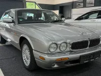 Second-hand Jaguar XJ Executive 237 CP (174 kW) 1999 Argintiu Berlinǎ