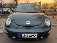 Gebraucht VW New Beetle Highline 116 PS (85 kW) 2004 Alaskagruen metallic Kleinwagen