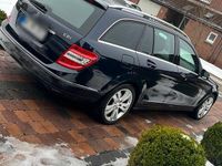 Gebraucht Mercedes C250 204 PS (150 kW) 2011 Blau Kombi