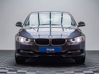 gebraucht BMW 320 i Lim. Sport Line*BiXenon*PDC*KlimaAut*2.Hand