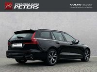 gebraucht Volvo V60 R Design T8 18''LM Pano AHK Harman Rückfkam...