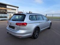 Gebraucht VW Passat Trendline 150 PS (110 kW) 2019 Silber Kombi