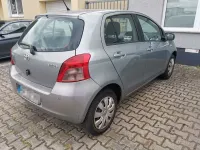 Gebraucht Toyota Yaris 87 PS (63 kW) 2008 Silber Kleinwagen