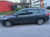 Usata Ford Focus Active 120 CV (88 kW) 2020 Grigio Station wagon