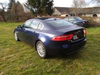 Używany Jaguar XE 163 KM (119 kW) 2015 Niebieski Sedan/Limuzyna