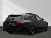 Gebraucht Mercedes C180 Avantgarde 170 PS (125 kW) 2023 Unilack schwarz Kombi