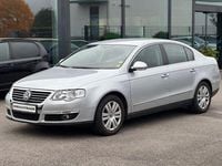 Używany VW Passat Highline 140 KM (102 kW) 2006 Srebrny Sedan/Limuzyna