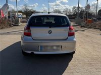 Gebraucht BMW 118 129 PS (94 kW) 2006 Grau Kleinwagen