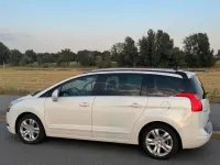 Gebraucht Peugeot 5008 156 PS (114 kW) 2010 Weiß Van / Kleinbus