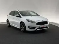 Gebraucht Ford Focus ST-Line 150 PS (110 kW) 2016 Weiß Limousine