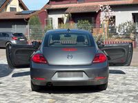 Usata VW Beetle 105 CV (77 kW) 2012 Grigio Utilitaria