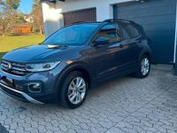 Gebraucht VW T-Cross Move 110 PS (80 kW) 2023 Grau SUV