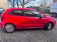 Gebraucht VW Polo 69 PS (50 kW) 2015 Rot Coupé