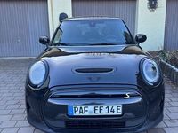 Gebraucht Mini Cooper SE 135 kW (184 PS) 2023 Schwarz Kleinwagen