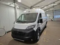 Gebraucht Peugeot Boxer 140 PS (102 kW) 2025 Weiß Van